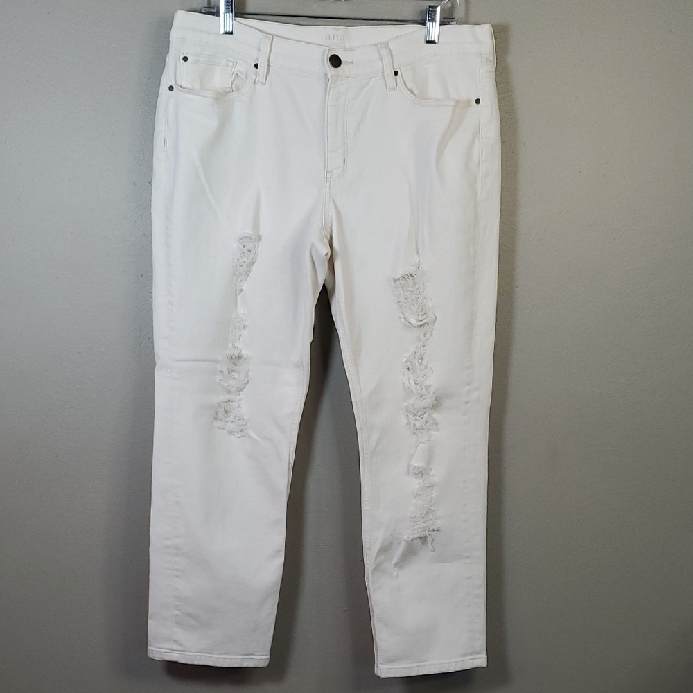 a.n.a Cream Colored, Womens Skinny Boyfriend Crop, Distressed Jeans. 12
